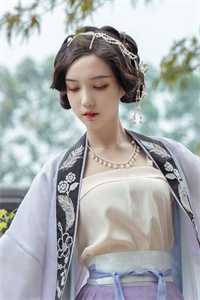 重生后，我拒绝拜堂他毁疯了小说
